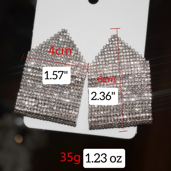 💢IN STOCK💢 Silver Rhinestone Statement Earrings - Picture 3 of 5